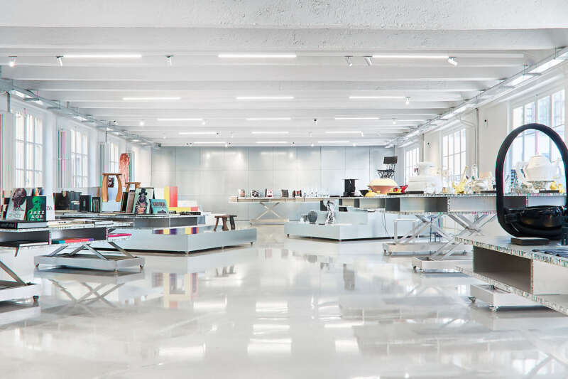 Retail Lighting: Natural Vs Artificial