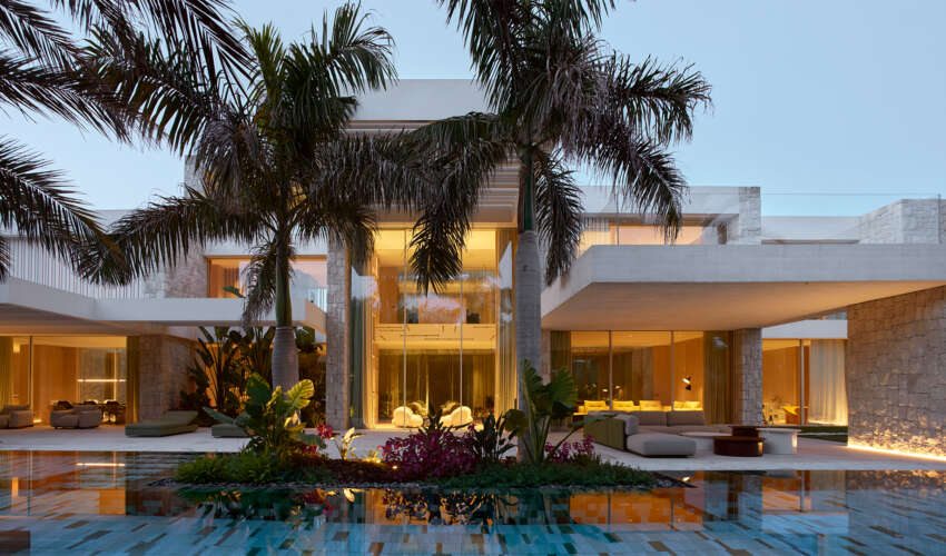 Lighting-trends-for-2026-arkoslight-jacaranda