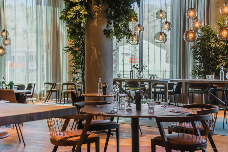 How Lighting Affects a Diner’s Experience