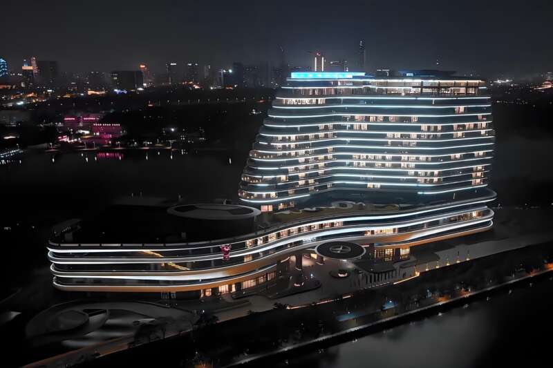 Facade Lighting for Branding 