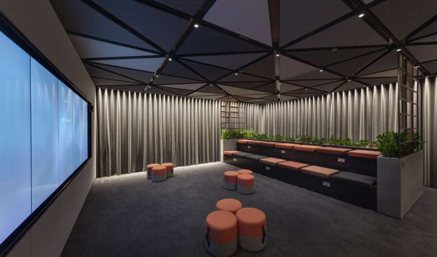 Decorative ceiling layouts integrated with lighting