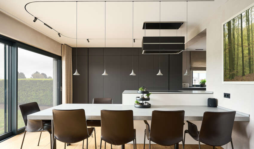 Track light advantage for mixed fixtures Artemide
